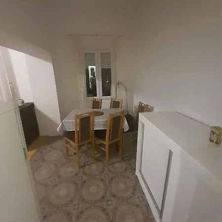 Apartment With Two Bedrooms
